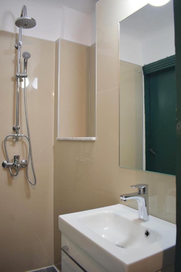 Stylish, Basement Studio With Roof Top Access - Ep9B Athen Eksteriør bilde